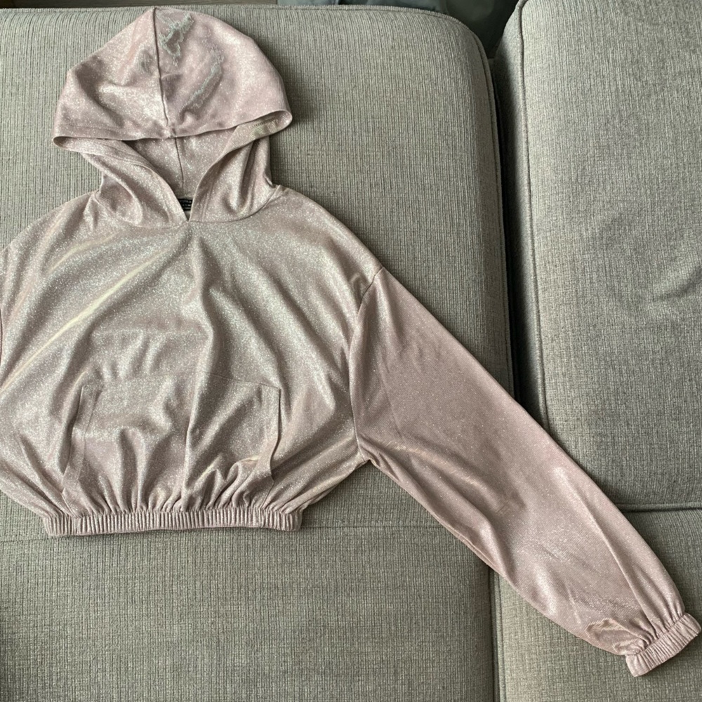 BERSHKA glitter champagne crop top hoodie 🥂